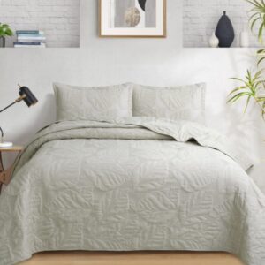 Mystic leaves Bedcover